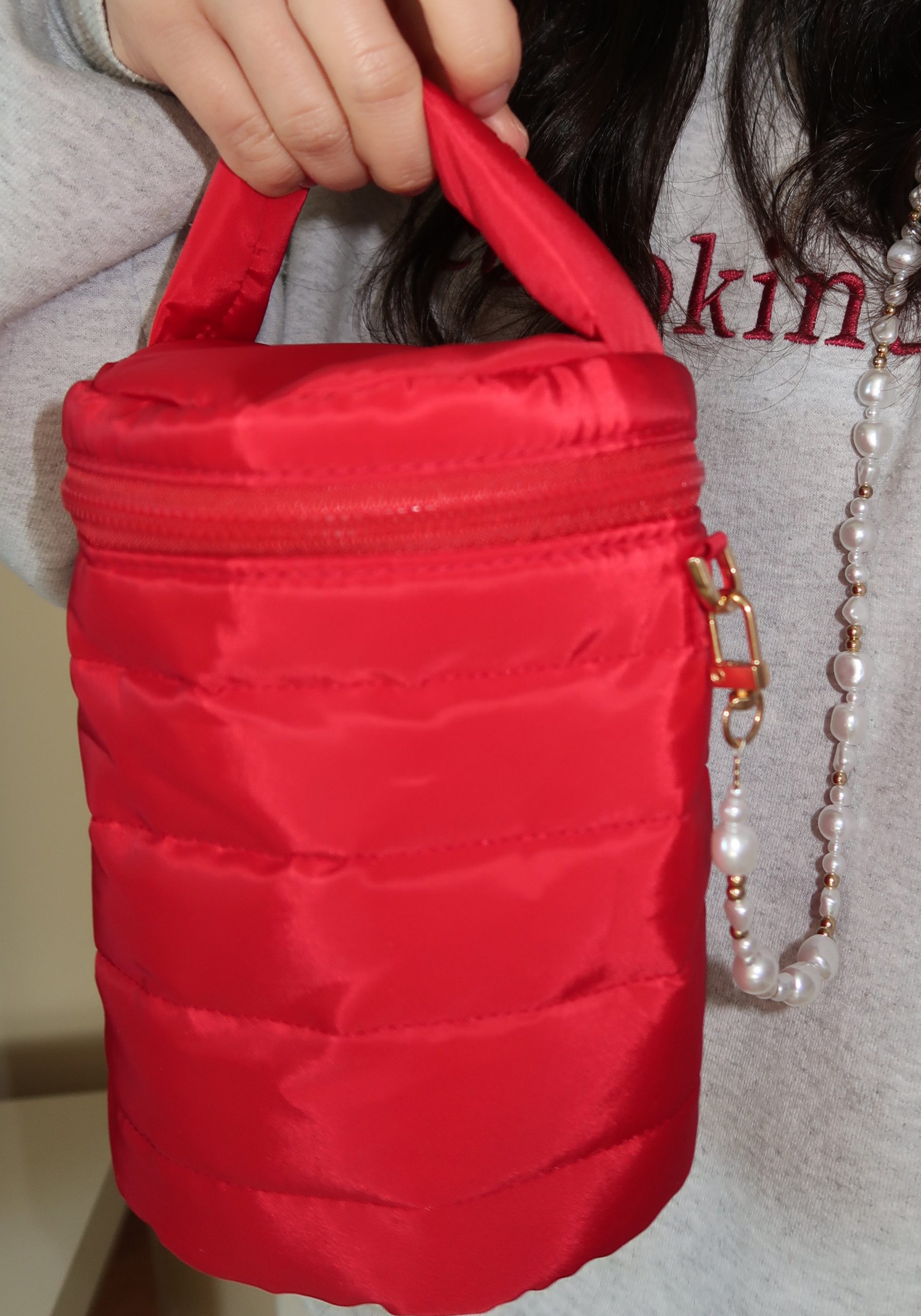 sm-image-51ff3a2a91209317ee974603 bluree beauty bag
